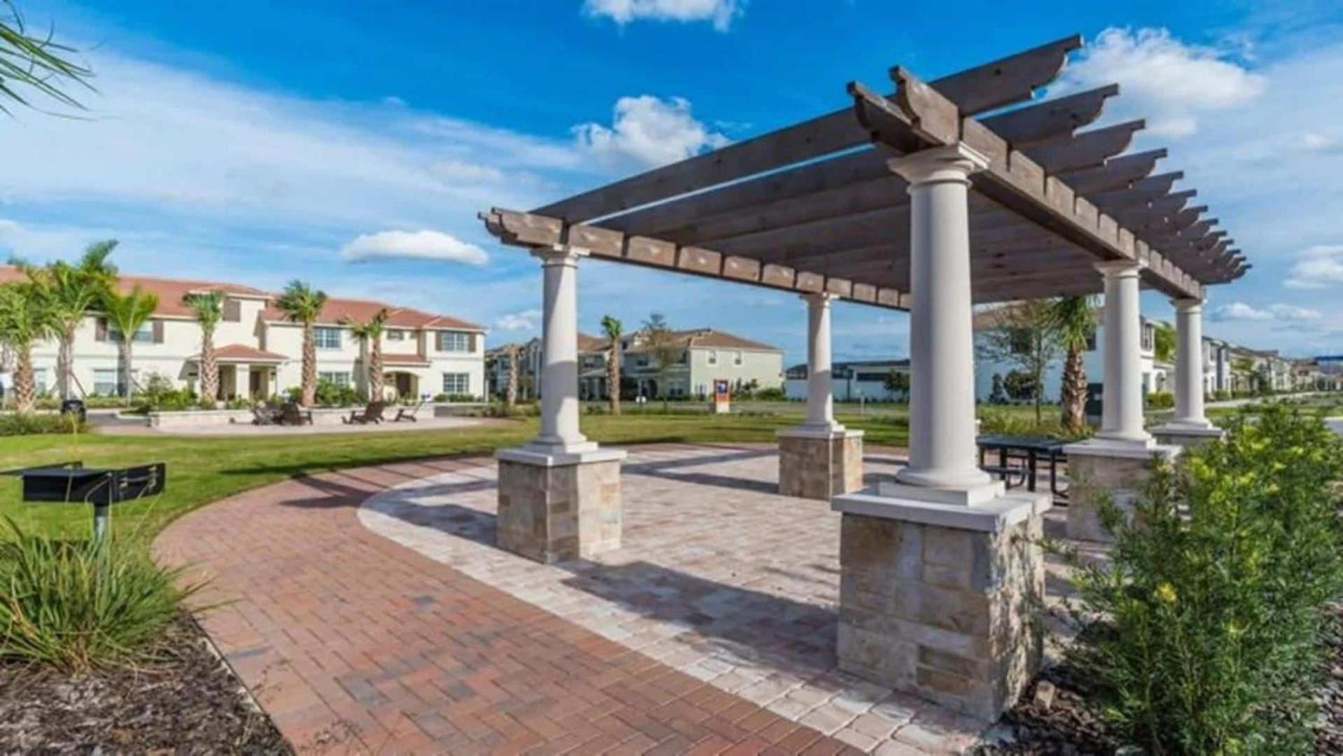 Family Resort - 4Br Home Near Disney - Private Pool, Bbq! キシミー エクステリア 写真